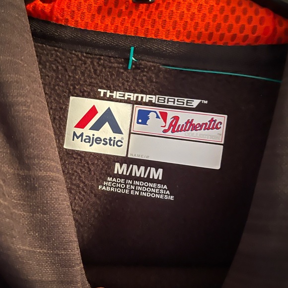 LIKE NEW Men’s Majestic Baltimore Orioles 2016 Spring Training Hoodie - Picture 2 of 3